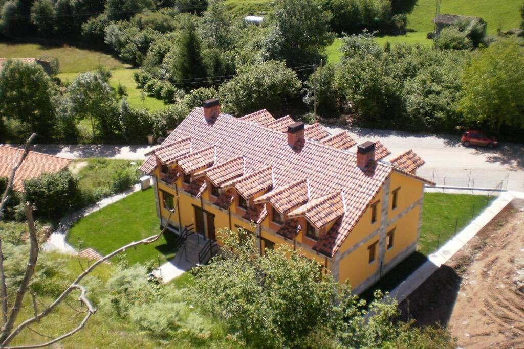 La Pasiega San Roque de Ríomiera 外观 照片
