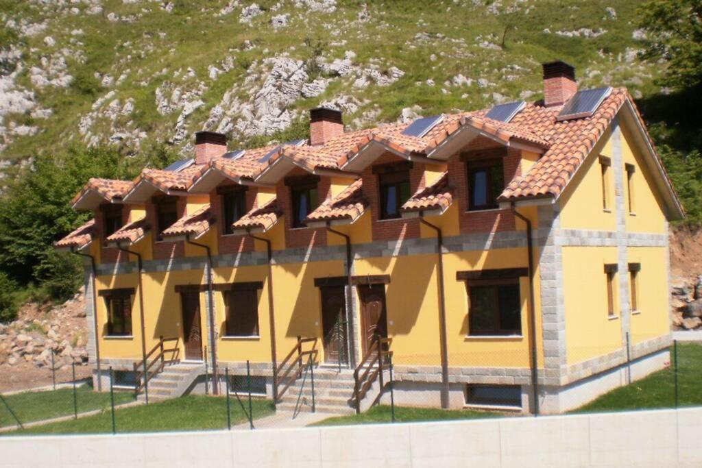 La Pasiega San Roque de Ríomiera 外观 照片