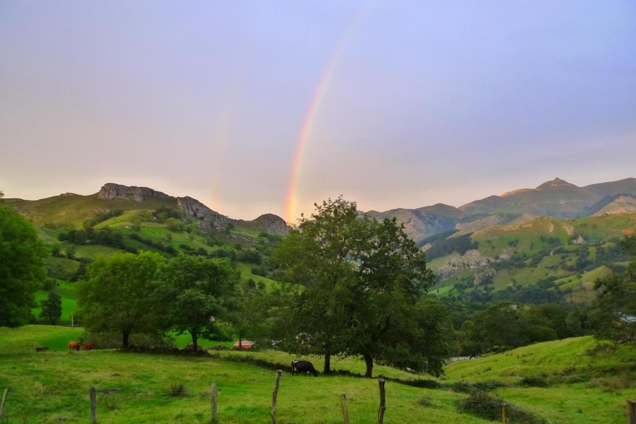 La Pasiega San Roque de Ríomiera 外观 照片